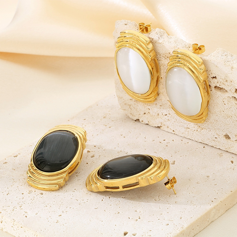 Vintage Fatima Hand Pendant Necklace For Men Black Zircon Copper Material Jewelry Accessories