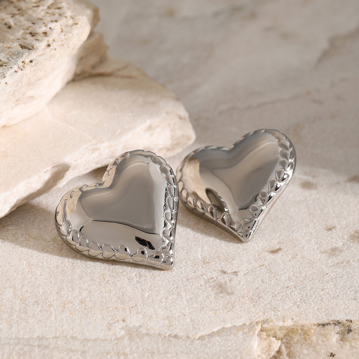 18K Gold Plated 316 Stainless Steel  PVD Coated Heart Shape Simple Style Classic Style Ear Studs For Women's