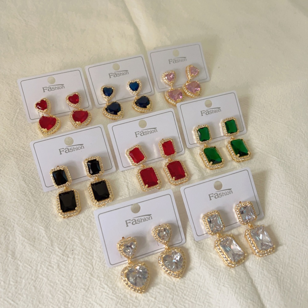 Fashionable 18K Copper Geometric Heart Shaped Earrings Women's Style  Courtly Style Jewelry Accessories