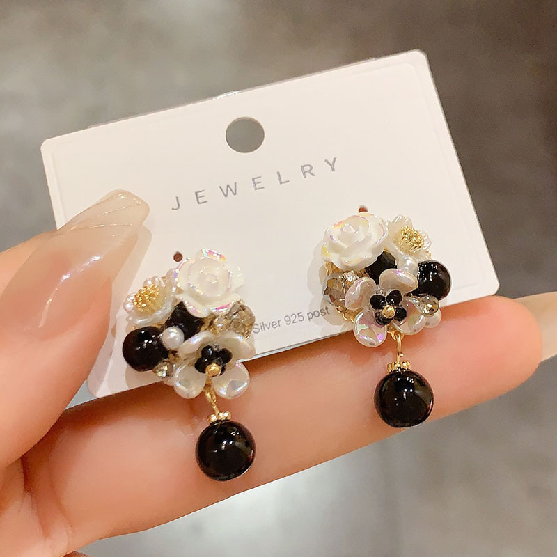 Handmade Petal Pendant Earrings Women Simple Versatile Silver Needle Ear Rings Fashionable Trendy Jewelry Accessories