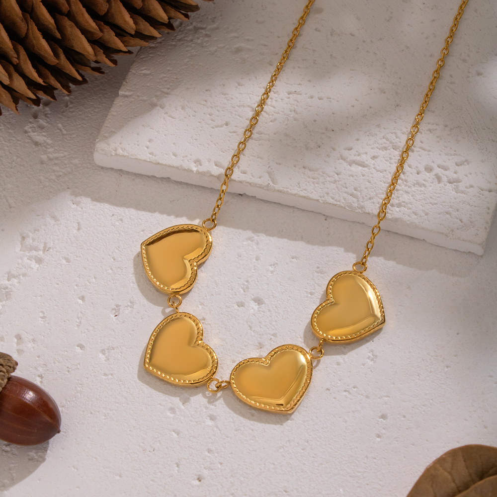 Old Money Style Exaggerated Personality Heart Necklace Choker For Women 201 Stainless Steel Casual Matching Accessories Jewelry Eco-friendly Vacuum Electroplating Furnace Plated 18K Real Gold Lobster Clasp Elegant Feminine Style Romantic