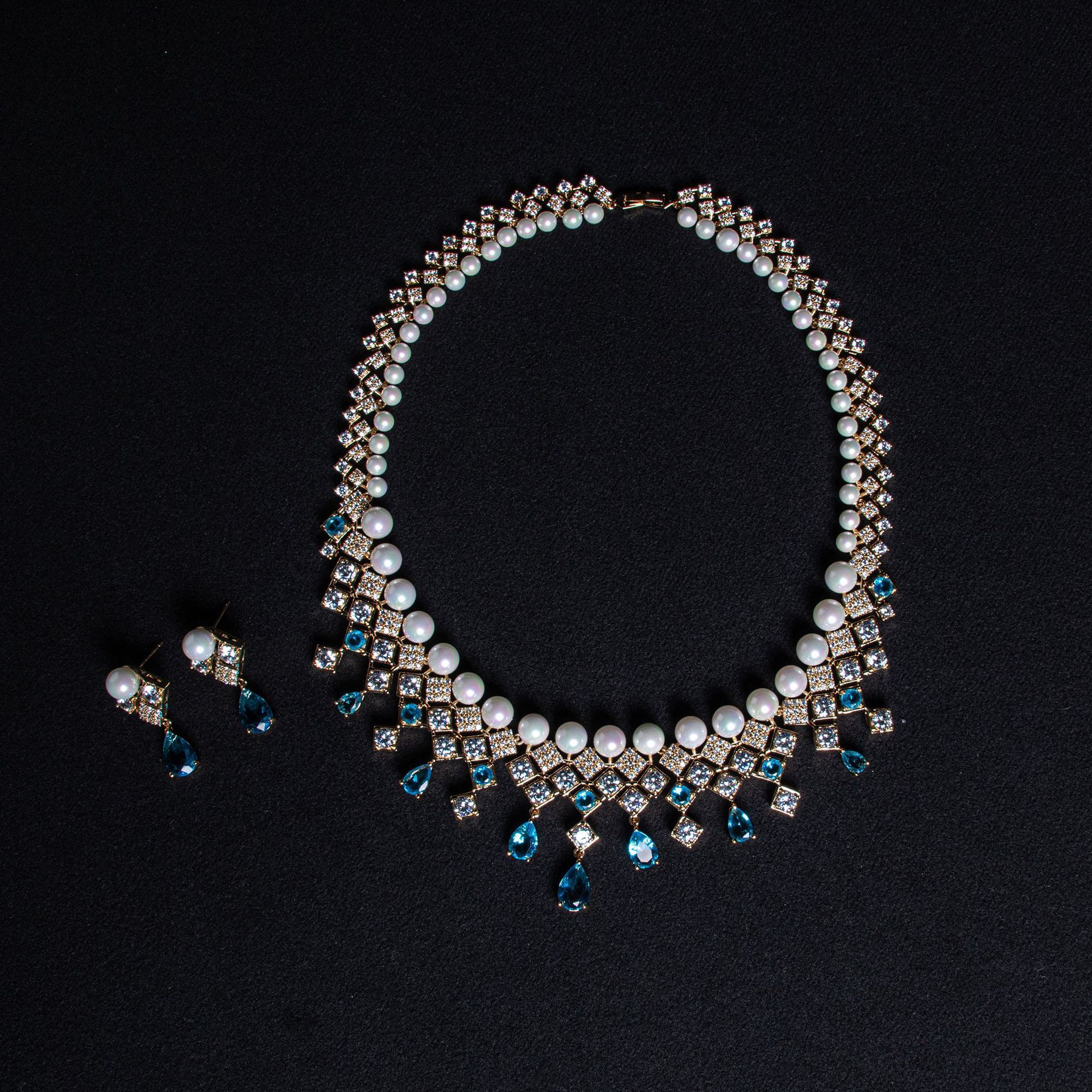 New Blue Waterdrop Zircon Pearl Necklace Vintage Court Clavicle Chain High-End Feeling Square Pearl Necklace Jewelry Set