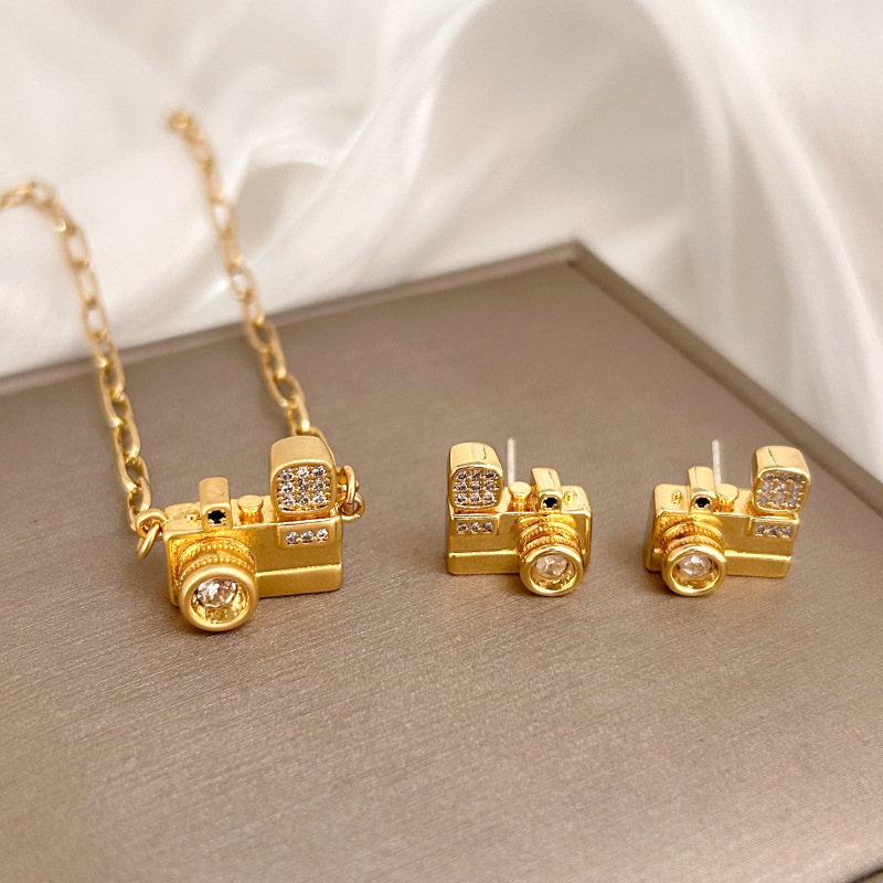 Diamond-encrusted Camera Necklace Unique Vintage Earrings Women's Jewelry Accessories
