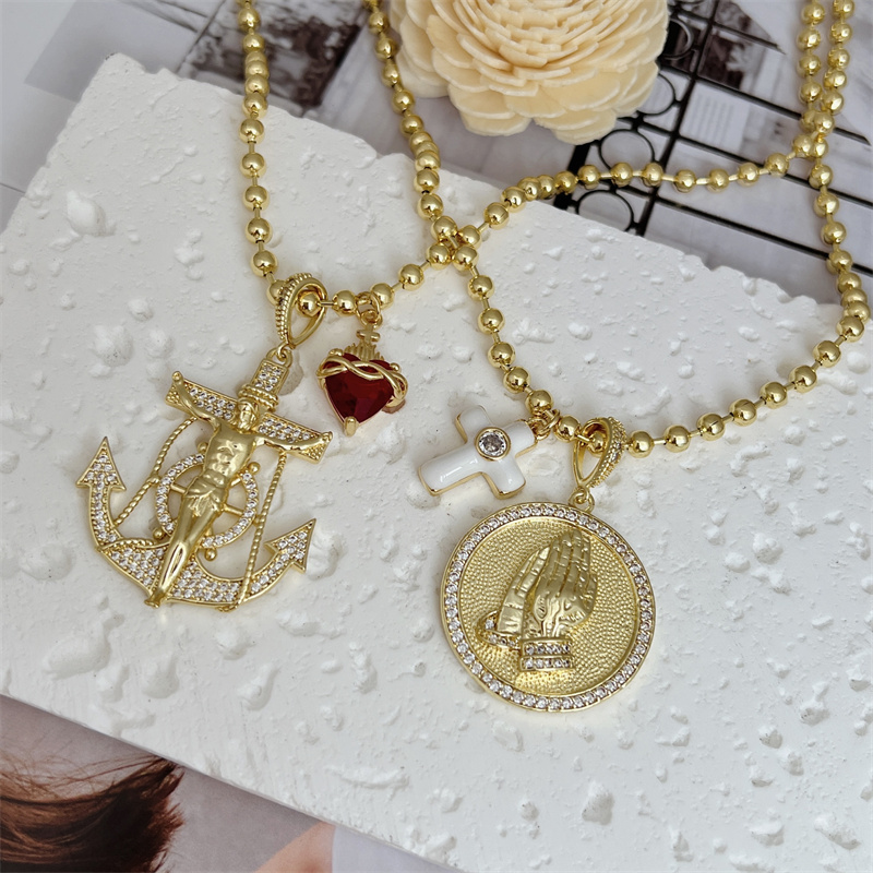 Wholesale Jewelry Retro Classic Style Cross Heart Shape Copper Zircon 18K Gold Plated Pendant Necklace