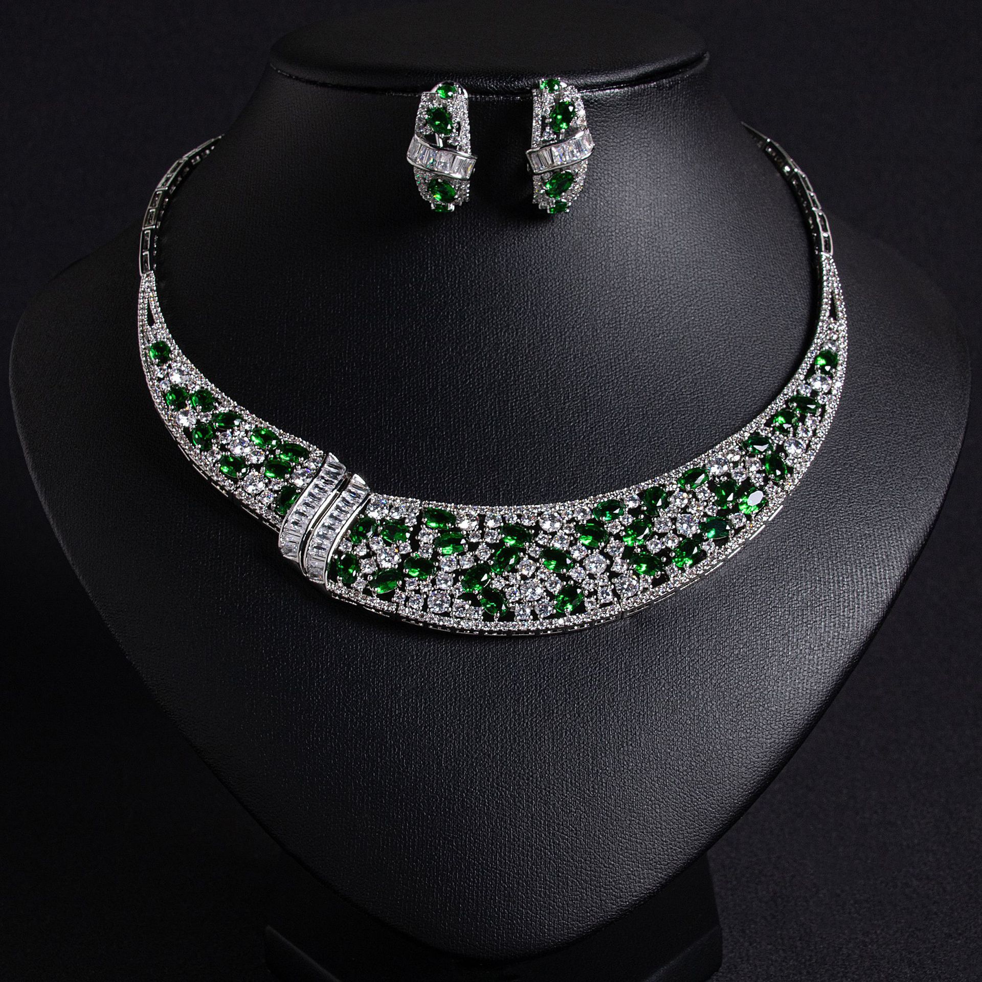 Elegant Beauty Wedding Dress Women's Luxurious Snake Bone Chain Zircon Necklace Earrings  Printed Set Accessories