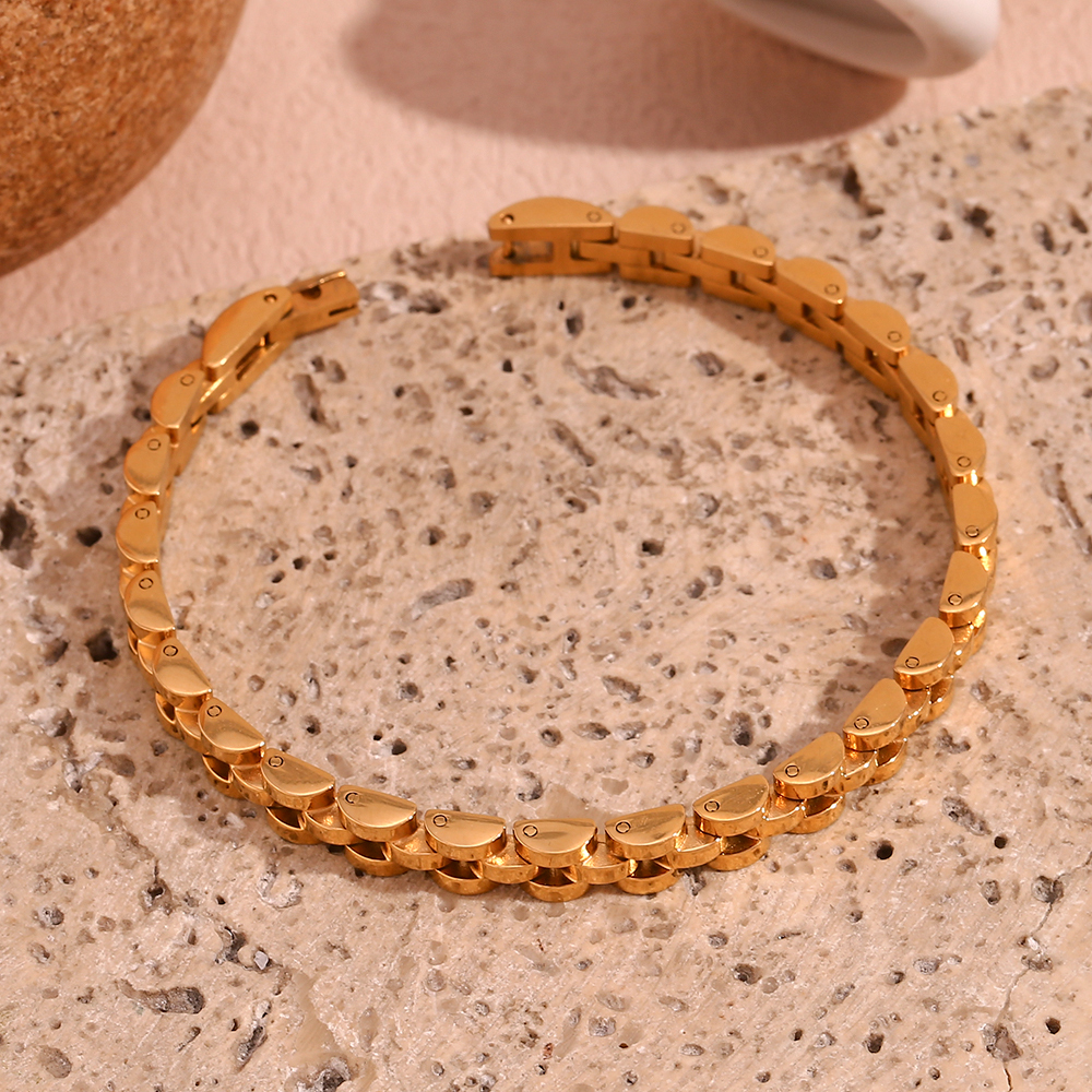 304 Stainless Steel Solid Color PVD Coated Stone-Free 18K Gold Plated Real Gold Plated Basic Simple Style Classic Style Waterproof Non Tarnish Plating Gold Silver Bracelets