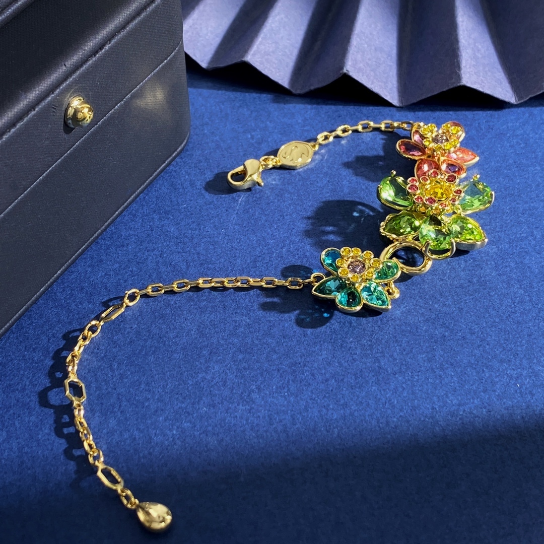 Colorful Diamond Flower Shaped Bracelet Cut Lively Three Dimensional Candy Crystal Rhinestone Clip On Clasp Fashion Jewelry For Women