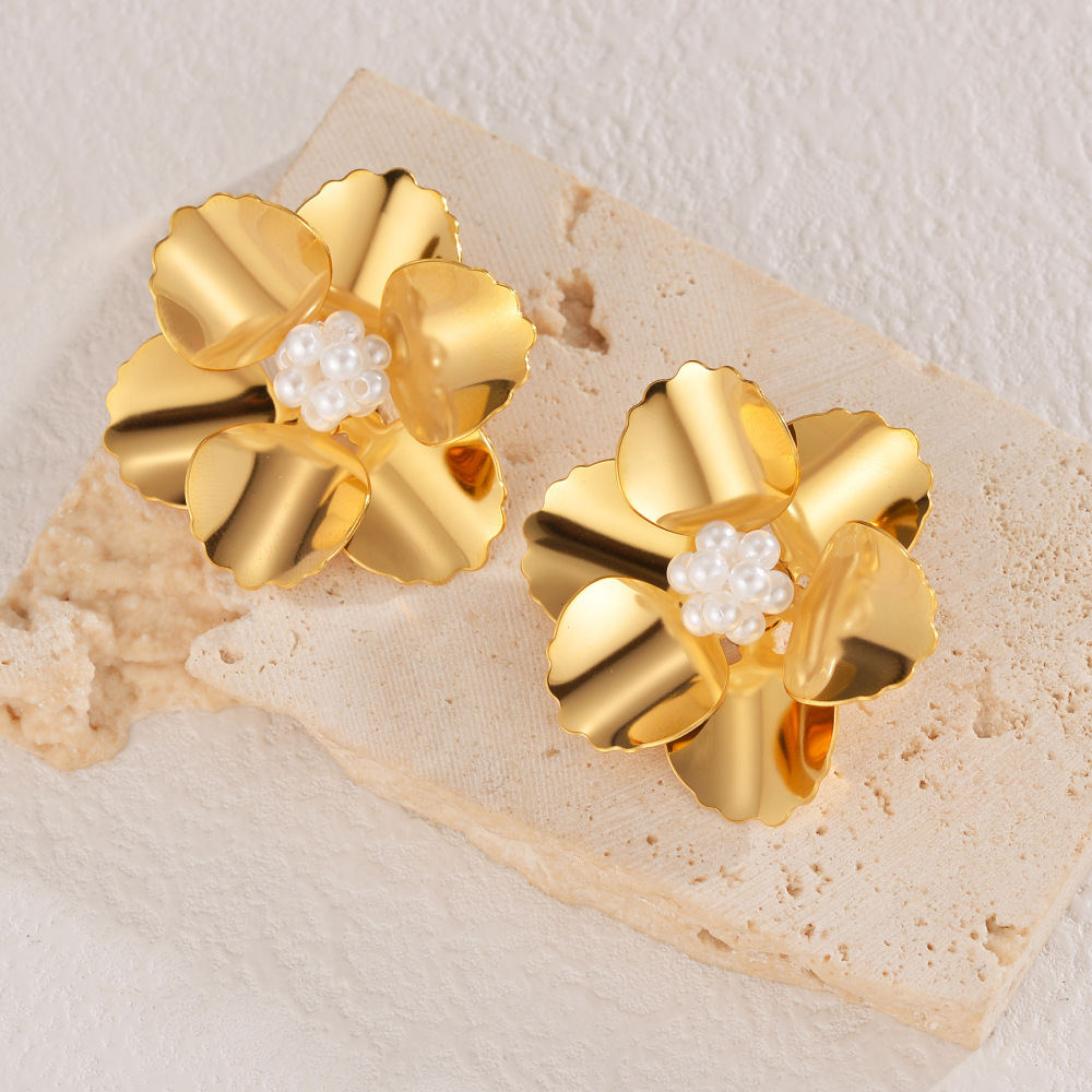 Vintage Stainless Steel 18K Gold Plated Flower Earrings Non-Fading Women's Jewelry Accessories