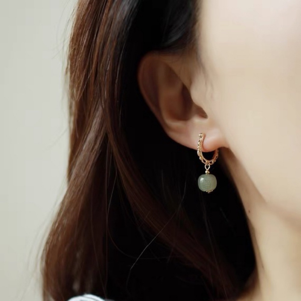 French Retro Turquoise Earrings For Women Soft Lace Flower Ear Clips Palace Ethnic Style Ear Accessories