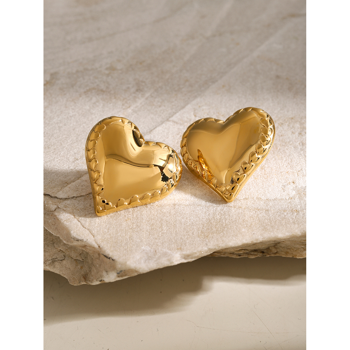 18K Gold Plated 316 Stainless Steel  PVD Coated Heart Shape Simple Style Classic Style Ear Studs For Women's