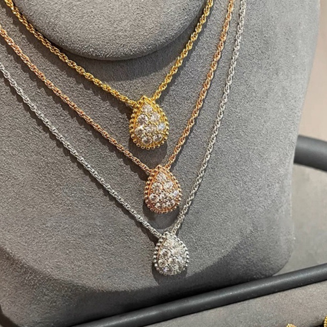 French Luxury Water Drop Diamond Necklace For Women 18K Gold Plated Twist Chain Classic Elegant Collarbone High-Quality Craftsmanship