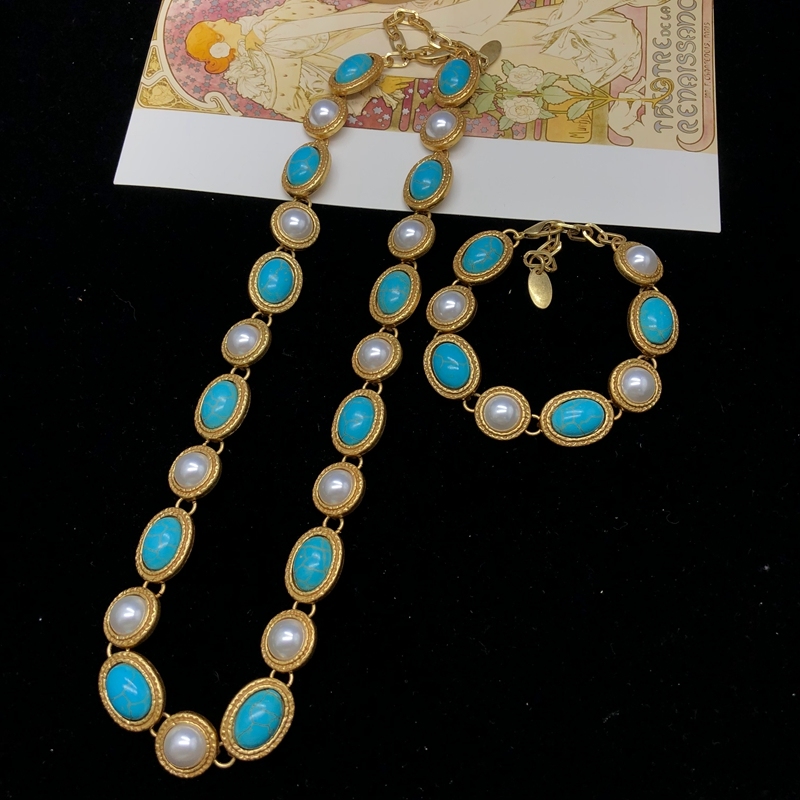 Elegant Vintage Style Classic Style Geometric Oval Alloy Inlay Artificial Pearls Turquoise Women's Rings Bracelets Necklace