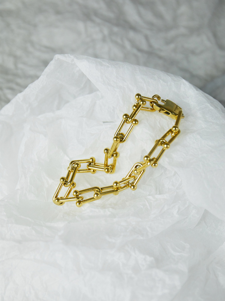 PVD Coated Real Gold Plated 18K Gold U Shape 304 Stainless Steel Fashion Waterproof Non Tarnish 304 Stainless Steel Bracelets