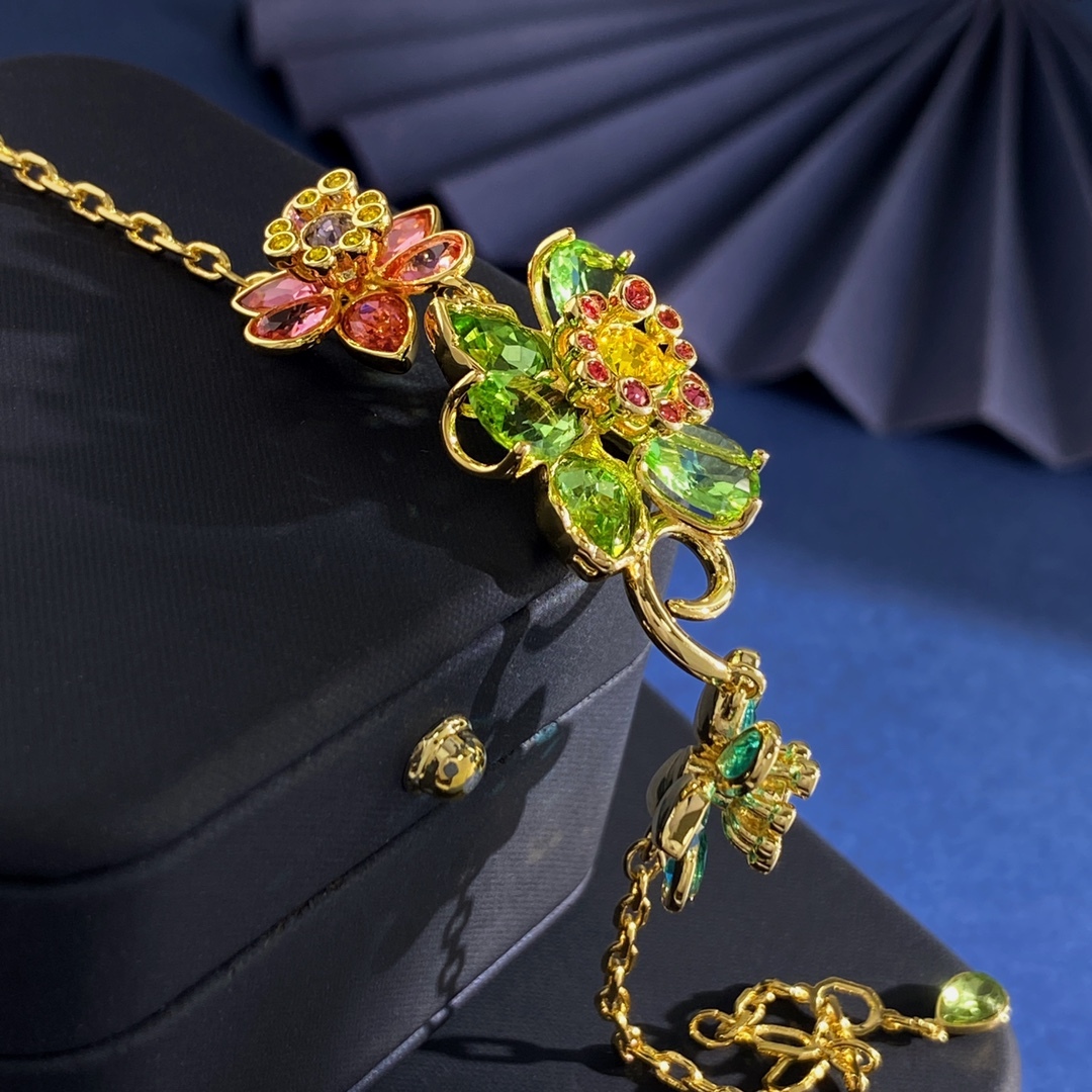 Colorful Diamond Flower Shaped Bracelet Cut Lively Three Dimensional Candy Crystal Rhinestone Clip On Clasp Fashion Jewelry For Women