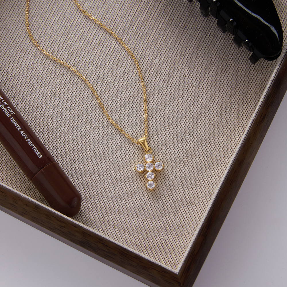 Ladies Classic Style 18K Gold Stainless Steel Zirconia Cross Pendant Necklace 40+5cm Round White Zirconia Clasps Chain Jewelry
