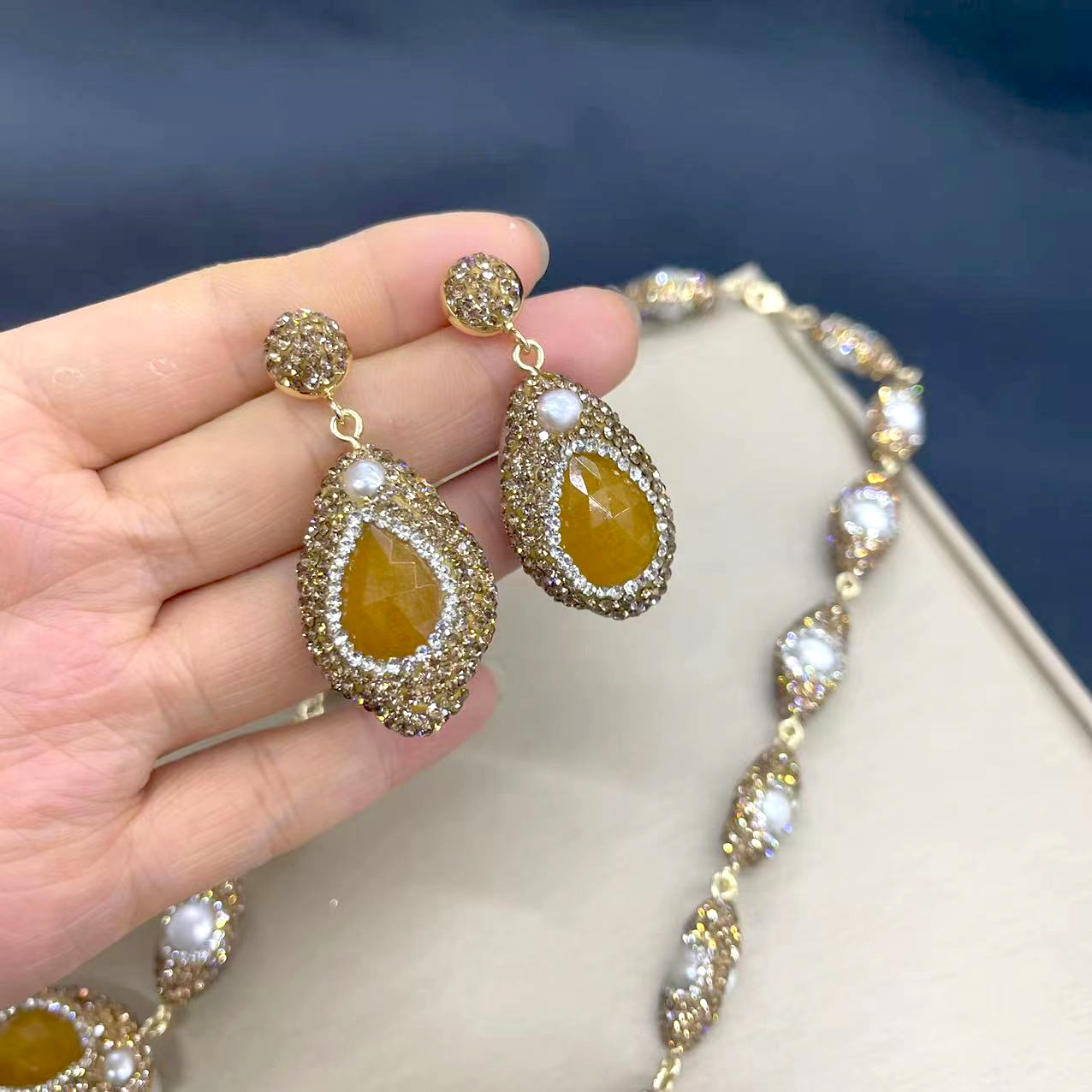 Natural Pearl Set Recommended By Shop Owner French Style Electroplated Four-Piece Jewelry Set Embedded With Jade