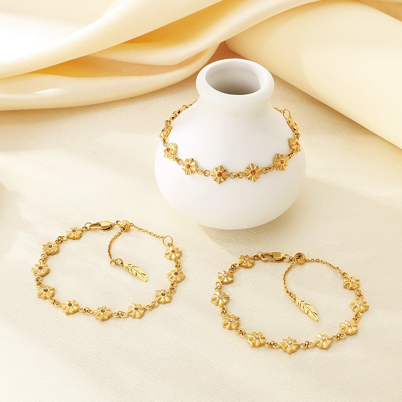 Minimalist Design 304 Stainless Steel Twelve Colors Four-Pointed Star Vacuum Electroplated 18K Real Gold Rhinestone Simple High-End Accessories Hand Jewelry