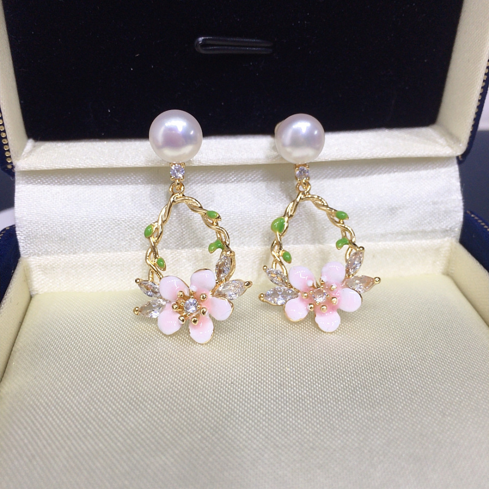 Natural Freshwater Pearl Earrings Women's Elegant Pink Flower Zirconia Studs Wedding Jewelry Fashionable Pearl Accessories