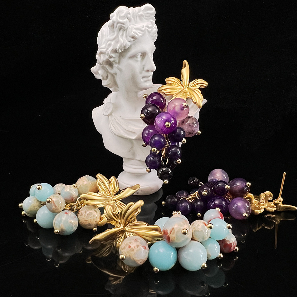 Spanish Grape Earrings Vintage Gold Plated King Stone Purple Crystal Women's Jewelry Accessories Fruit Pattern Gemstone Stud Earrings