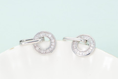 White gold color