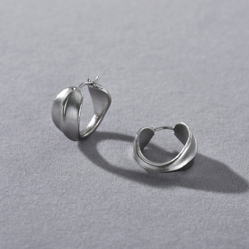 Minimalist Retro Matte Finish Earrings Fashionable Unique Design Summer New Arrival Luxury Style Women's Jewelry Accessories