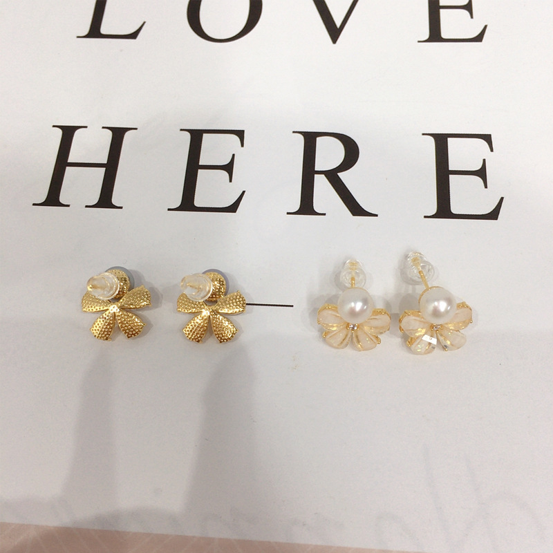 Natural Freshwater Pearl Earrings For Women 18K Gold Plated Flower Studs S925 Sterling Silver Posts Wedding Jewelry Accessories