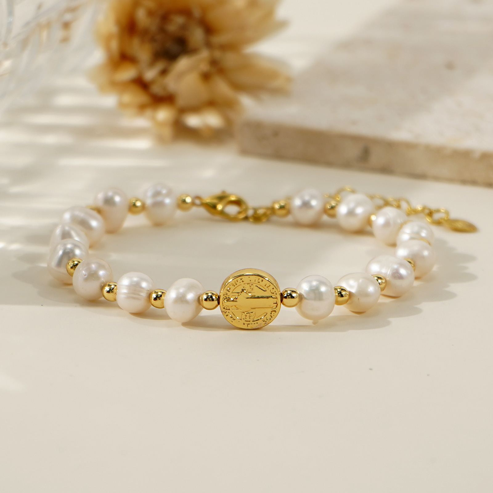 Elegant Pearl Beaded Bracelet Casual School Travel Gift Women's Fashion Accessories Daily Matching Simple Classic Roman Style