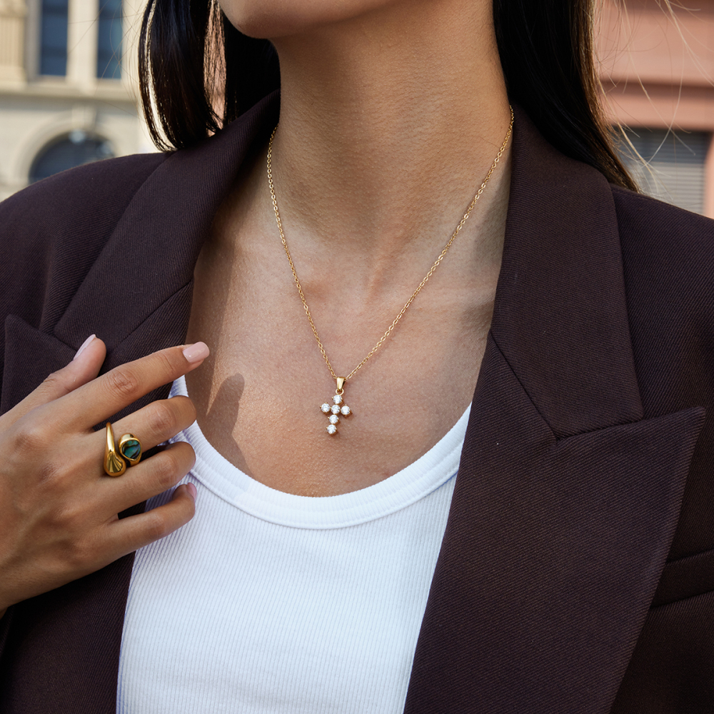 Ladies Classic Style 18K Gold Stainless Steel Zirconia Cross Pendant Necklace 40+5cm Round White Zirconia Clasps Chain Jewelry