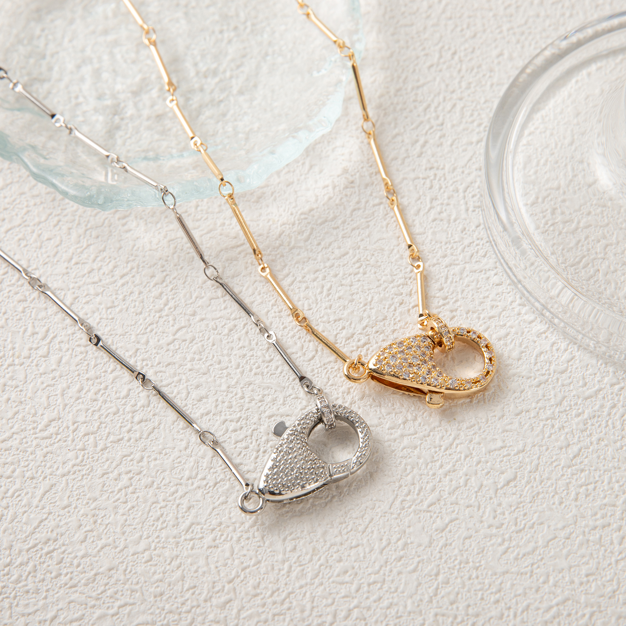 14K Gold Plated Lobster Clasp Necklace With Diamond Star Design Color Retention Luxury Lightweight Jewelry For Women