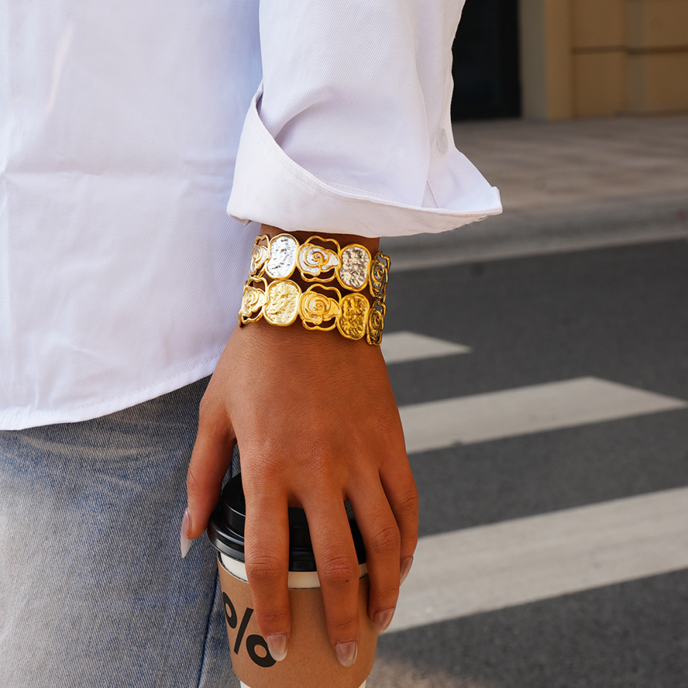 18K Gold Plated 304 Stainless Steel Vacuum Electroplating (In Furnace) Vintage Floral Rose Women's Bracelet Thick Jewelry Accessories Waterproof Non-Fading Asymmetric Three-Dimensional