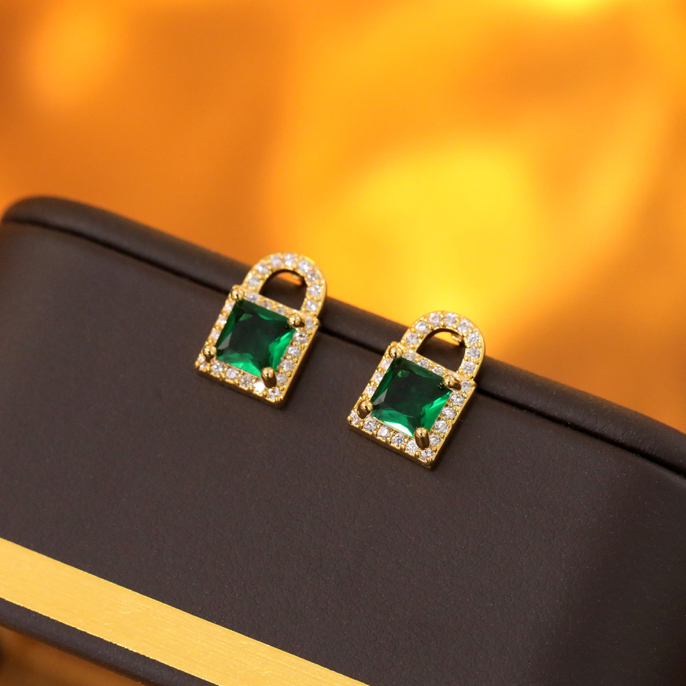 Elegant Women's Green Zircon Studs Fashionable Silver Lock Earrings Luxury Geometric Pattern Copper Jewelry Accessories