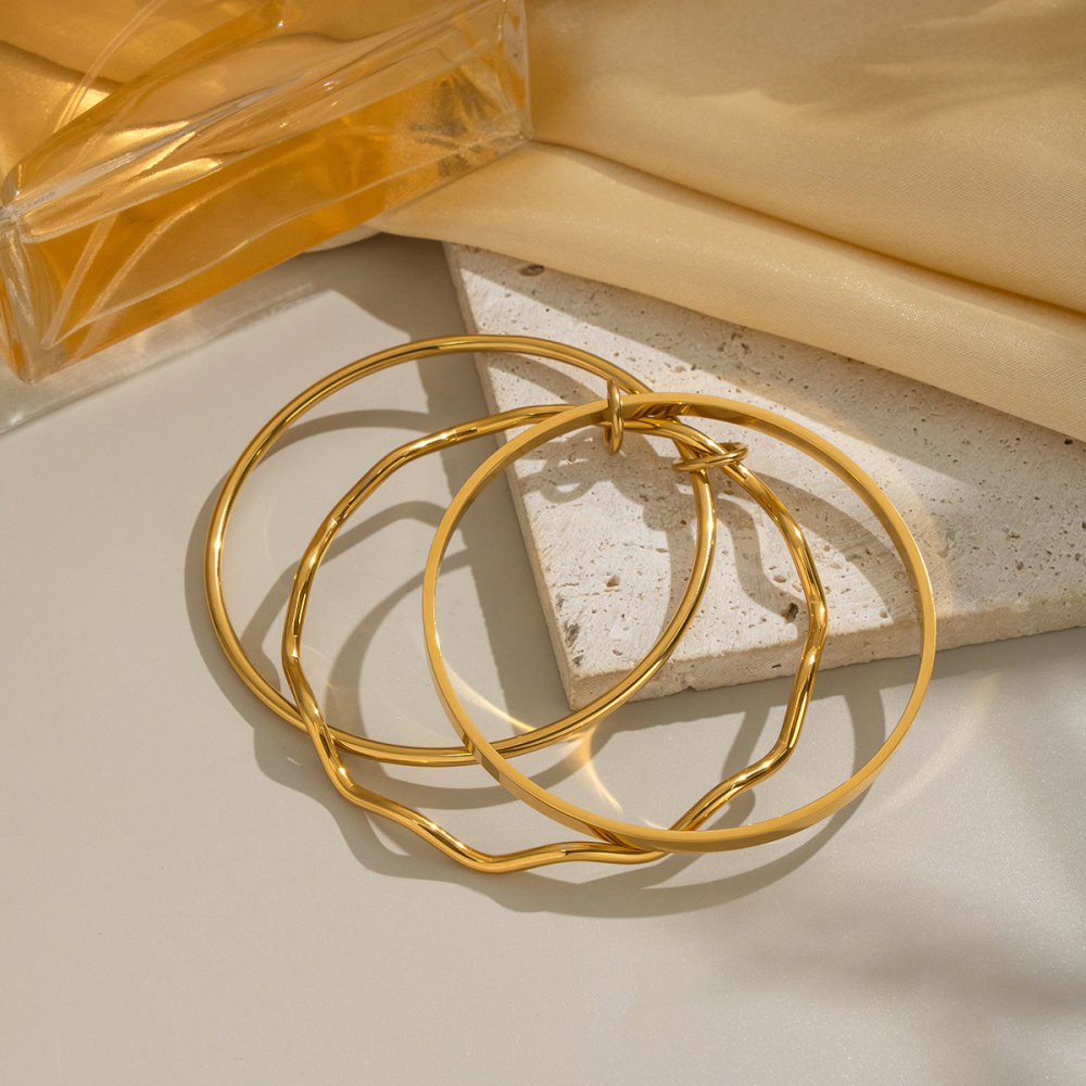 Three-in-One Women's Bracelet Geometric Wave Circle Simple High-End Non-Fading Waterproof Jewelry Accessories Gold Plated Stainless Steel
