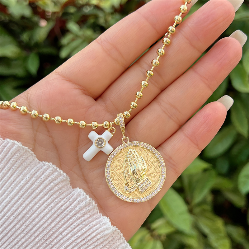 Wholesale Jewelry Retro Classic Style Cross Heart Shape Copper Zircon 18K Gold Plated Pendant Necklace