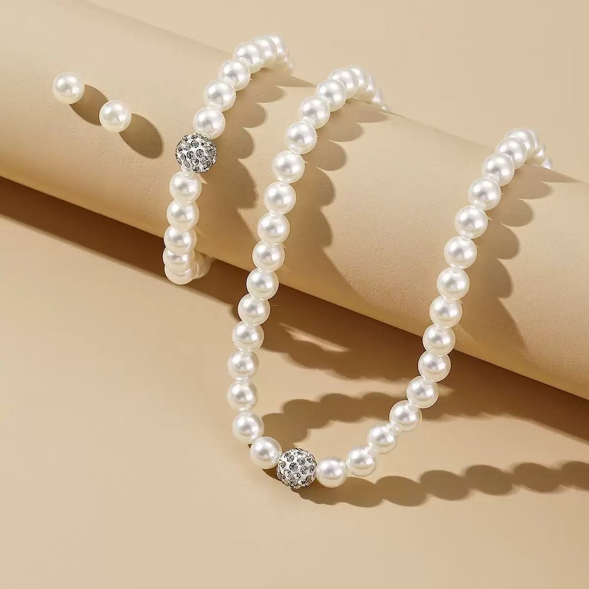 Elegant  Style Pearl Necklace Set Simple Fashionable Eight Piece Set Vintage Light Luxury Jewelry Accessories