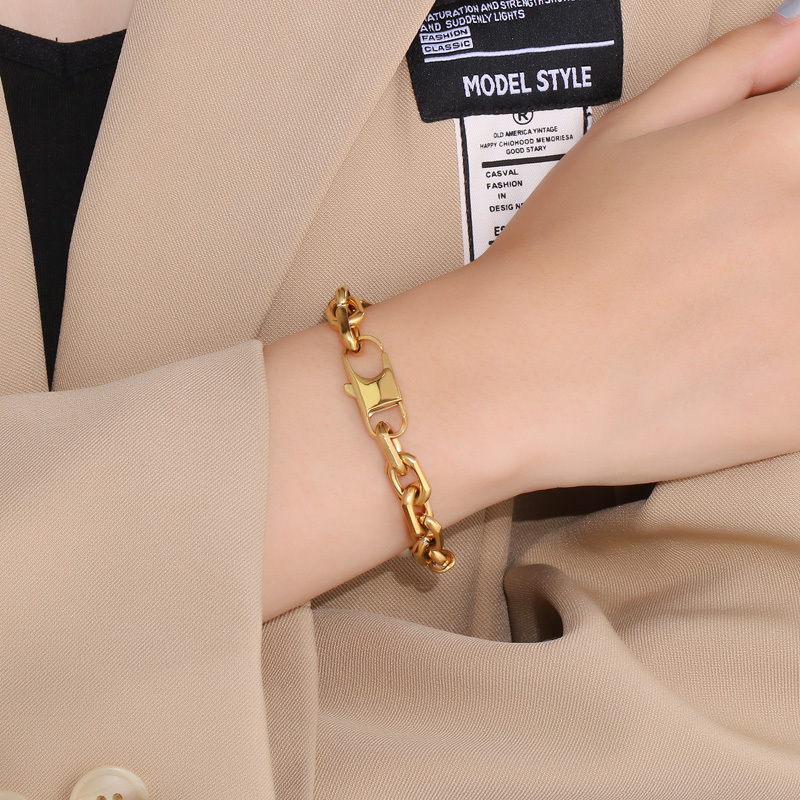 PVD Coated 18K Gold Plated Geometric Stainless Steel Freshwater Pearl Simple Style Classic Style Waterproof Non Tarnish Bracelets