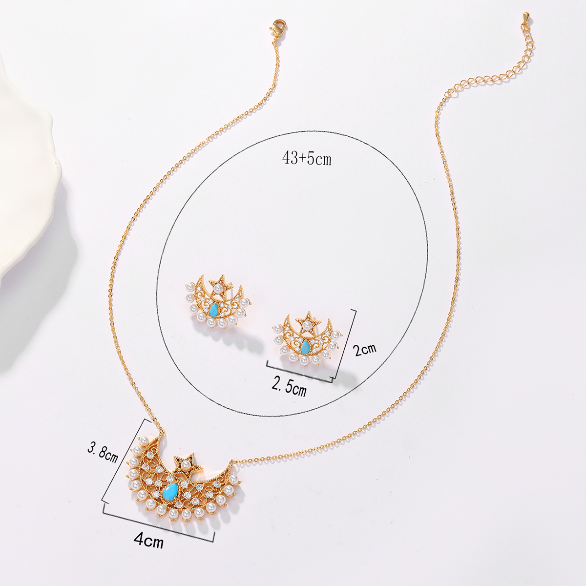 2-Piece Set Copper Inlaid Zircon Ramadan Middle Eastern Star And Moon Hollow Pattern Classic Ethnic Style Women's Earrings Pendant Suitable For Holidays Weddings Engagement Banquets Jewelry Accessories