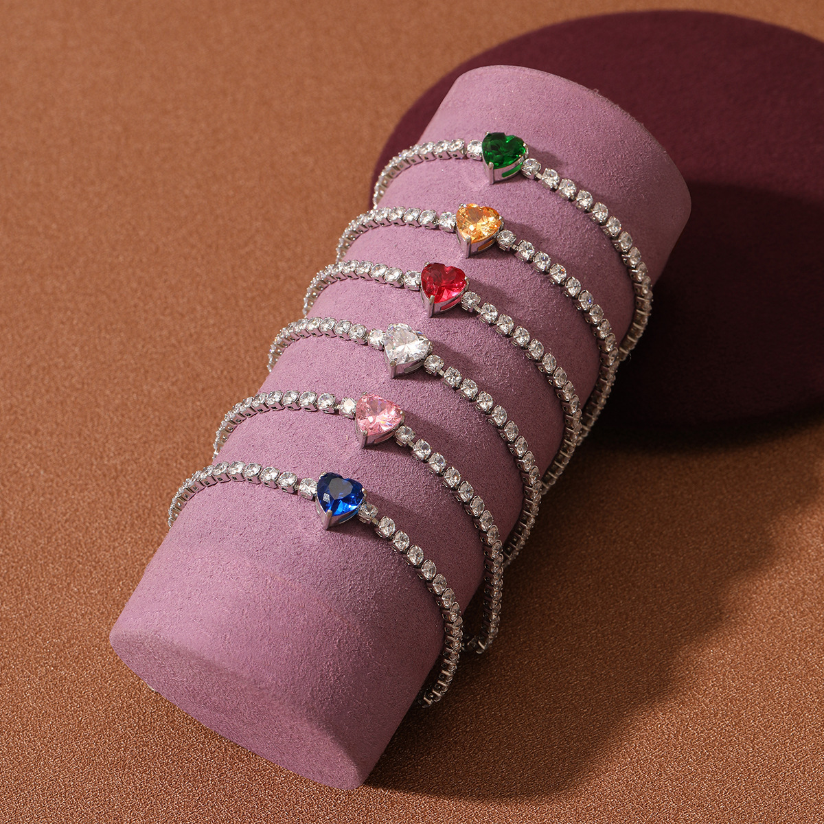 PVD Coated Real Gold Plated Heart Shape 304 Stainless Steel Simple Style Classic Style Waterproof Non Tarnish Bracelets
