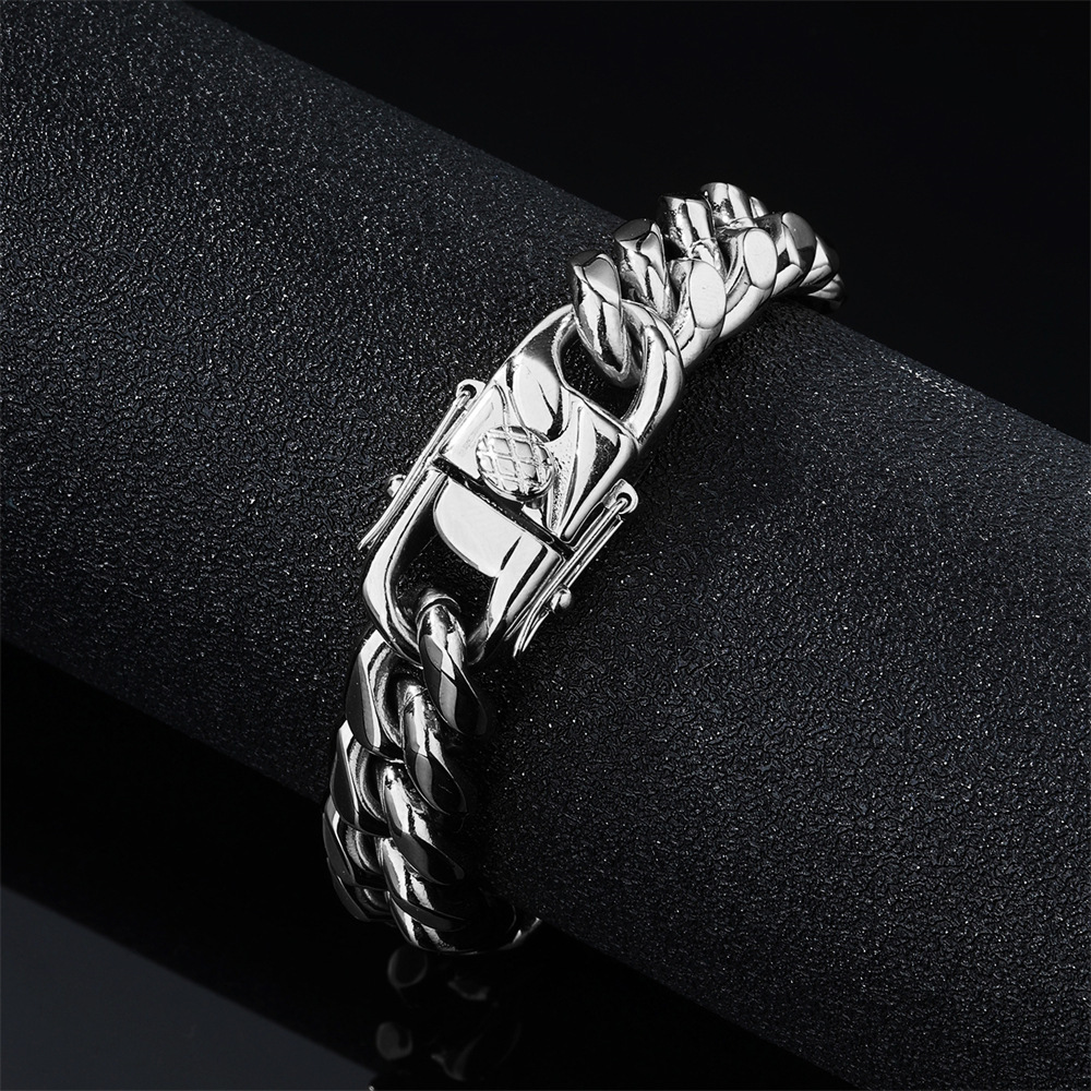 Fashionable Stainless Steel Men's Necklace Encrypted Dragon Head Buckle Bracelet Versatile Matching Accessories Geometric Pattern