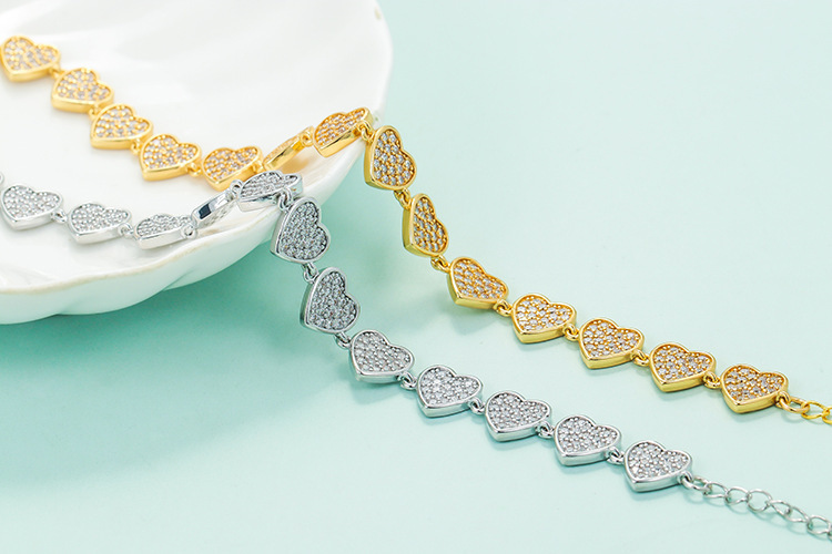 Fashion Full Row Of Peach Heart-shaped Copper Zircon Bracelet Wholesale