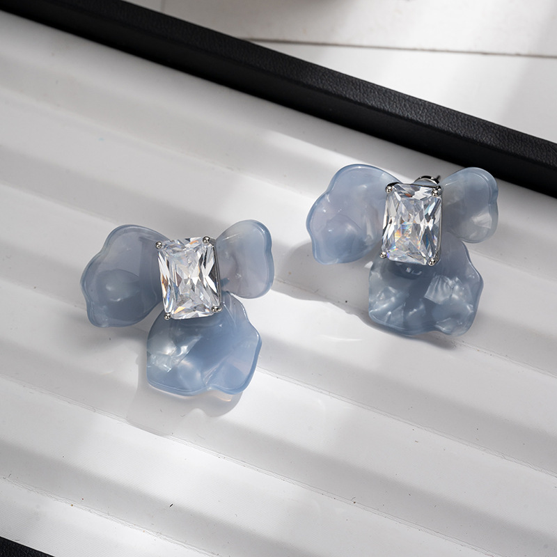 Blue Iris Flower Shaped Sugar Light Luxury Simple Earrings Bohemian Style Geometric Pattern Women's Fashion Jewelry Accessories