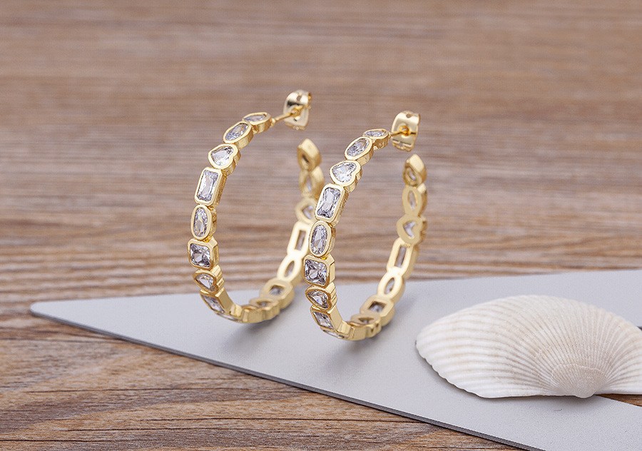 True Gold Plated Copper Heart Square Geometric Micro Paved Zirconia Large Earrings New Style Fashion Jewelry Accessories