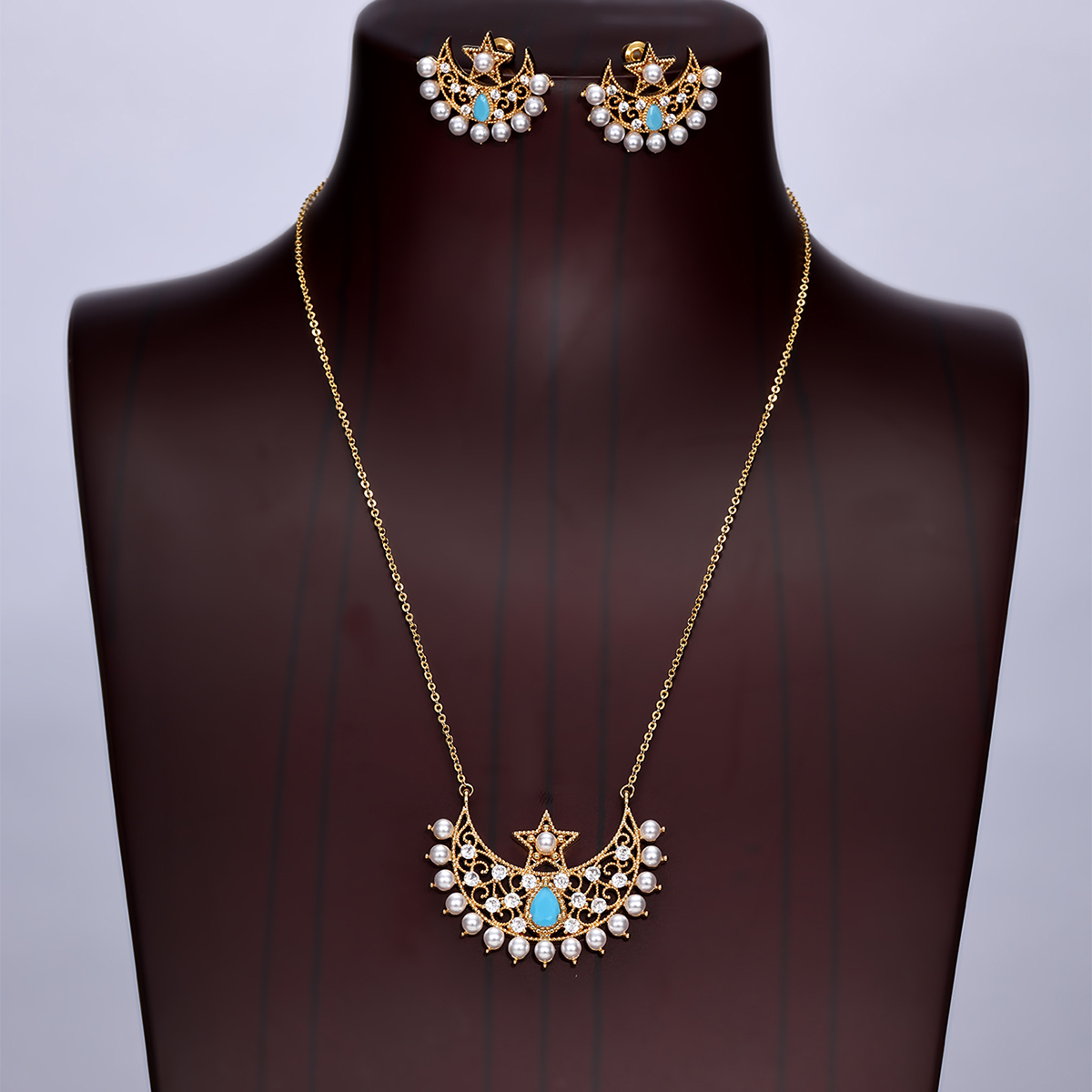 2-Piece Set Copper Inlaid Zircon Ramadan Middle Eastern Star And Moon Hollow Pattern Classic Ethnic Style Women's Earrings Pendant Suitable For Holidays Weddings Engagement Banquets Jewelry Accessories