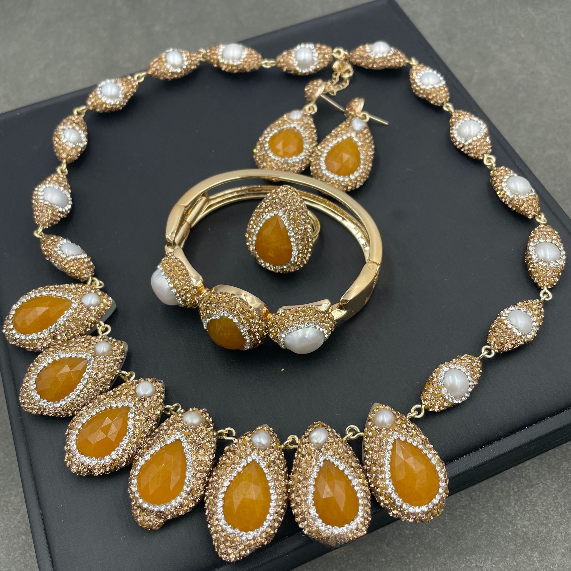 Baroque Shell Pearl Jewelry Set Luxury  Stylish Women's Earring Necklace Bracelet Diamond Plating Craft