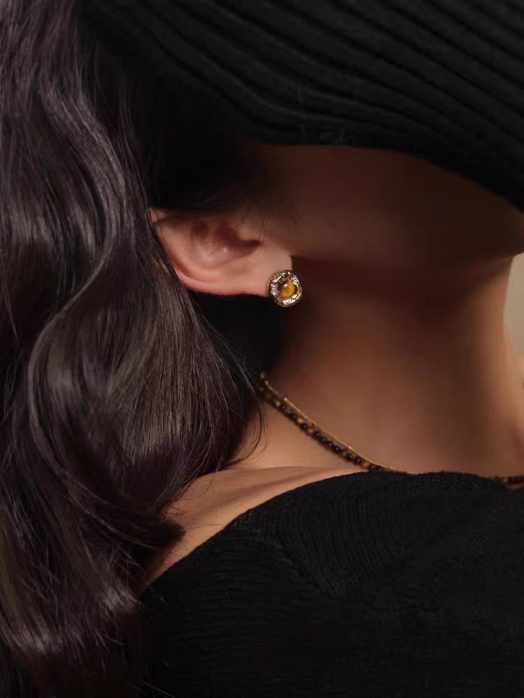 Red Snake Pattern Earrings Women's Luxury Style S925 Silver Needle Ear Jewelry New Year Gift Original Design Fashion Accessories