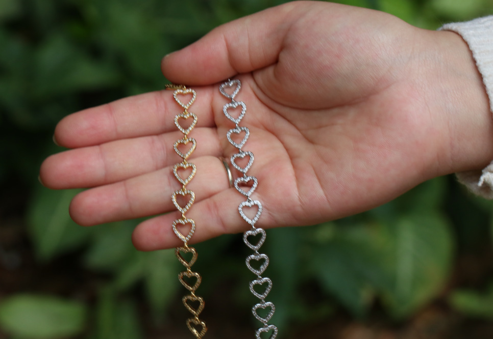 Fashion Geometric Heart Hollow Copper Zircon Lobster Buckle Bracelet