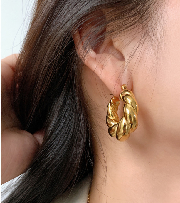 PVD Coated Real Gold Plated 18K Gold Heart 304 Stainless Steel Titanium Steel Fashion Waterproof Non Tarnish Earrings