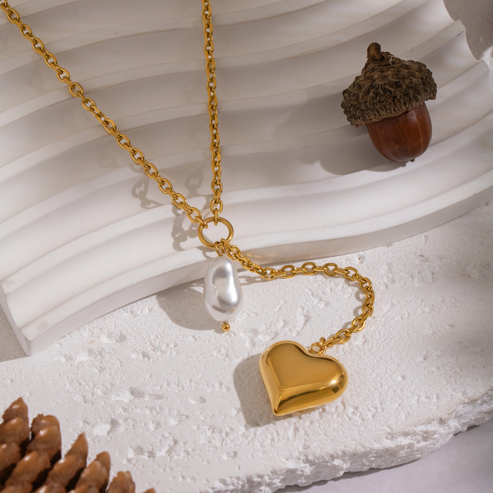 Personality Simple Baroque Imitation Pearl Heart Pendant Necklace Sweater Chain Light Luxury High-End Accessories Jewelry Vacuum Plating (Furnace)