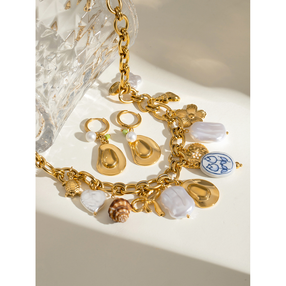 304 Stainless Steel Geometric PVD Coated 18K Real Gold Plated Simple Style Classic Style Necklace