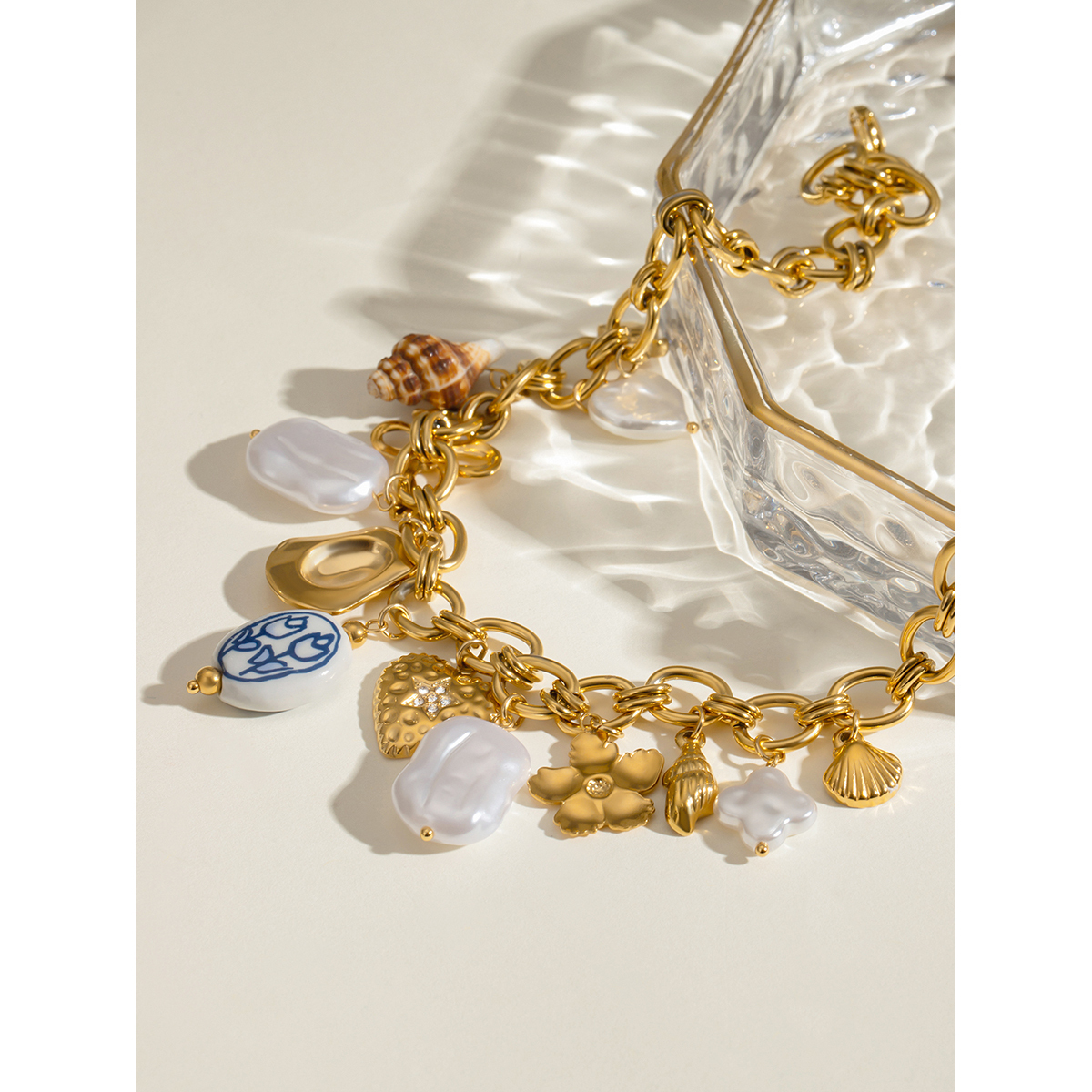 304 Stainless Steel Geometric PVD Coated 18K Real Gold Plated Simple Style Classic Style Necklace