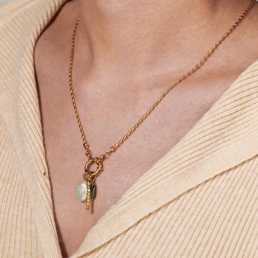 Titanium Steel Crystal Four-leaf Clover Black Gallstone Pendant Necklace Non-Fading Jewelry Accessories